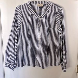 Universal Thread Peasant Top Size Medium